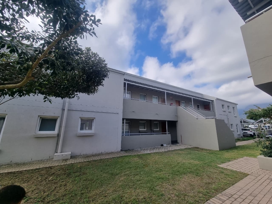 2 Bedroom Property for Sale in Klein Drakenstein Western Cape